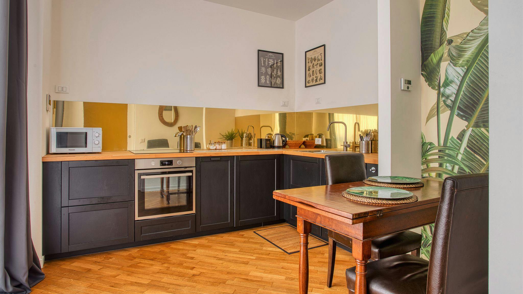 Apartment for rent for €1 per month in Milan, Via Valparaiso
