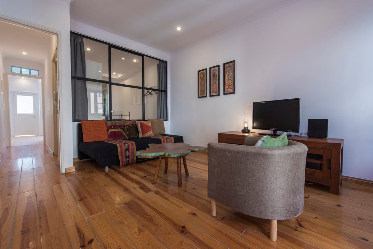 Apartment for rent for €2,000 per month in Lisbon, Calçada do Monte