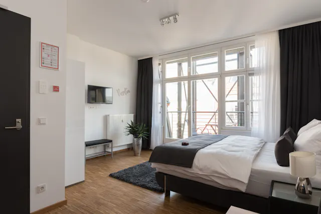Apartment in Brunnenstraße, Berlin (1625965) room image 1