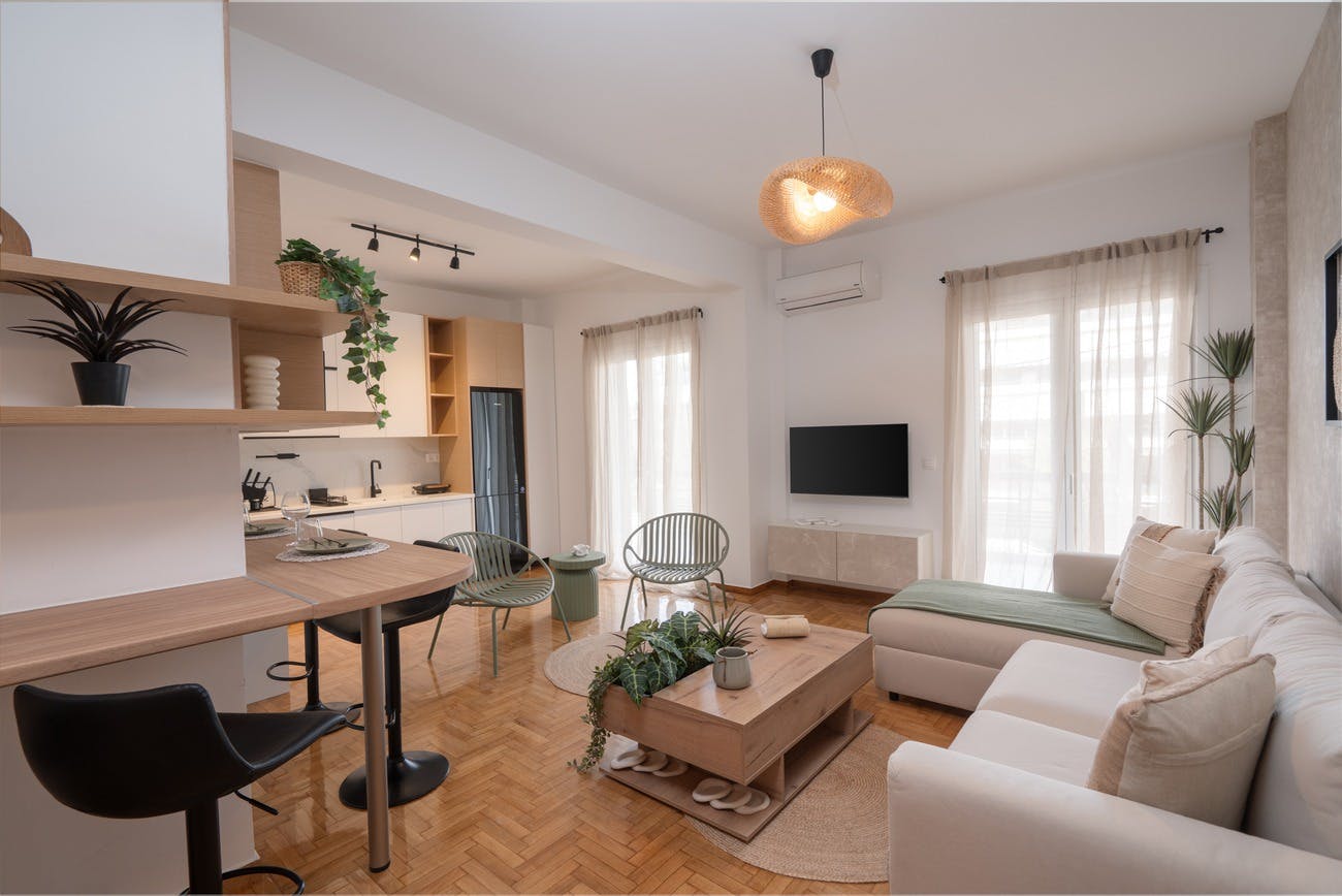 Apartment for rent for €1,000 per month in Glifada, Pandoras