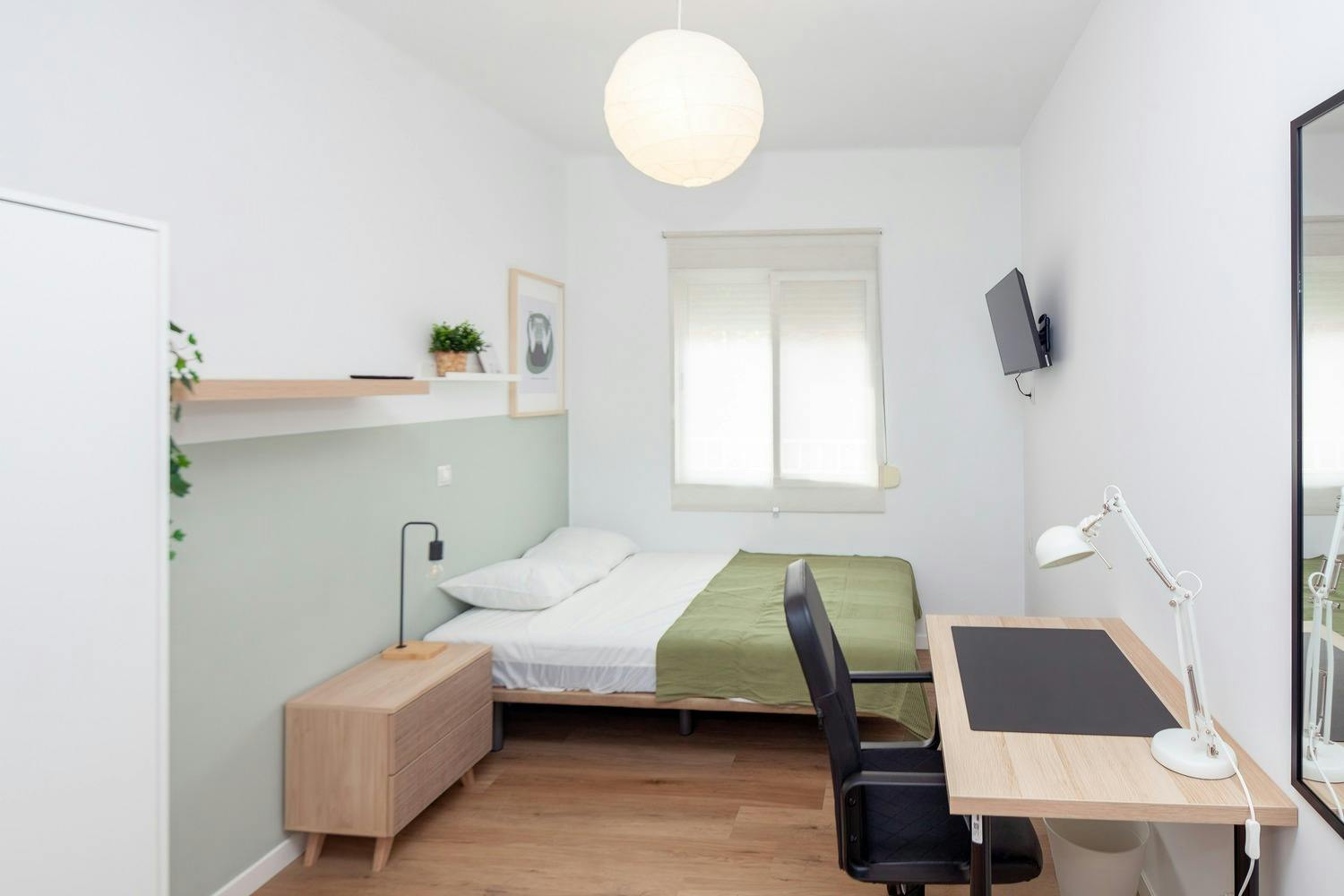 Carrer de Rodrigo de Pertegás, Valencia Valencia