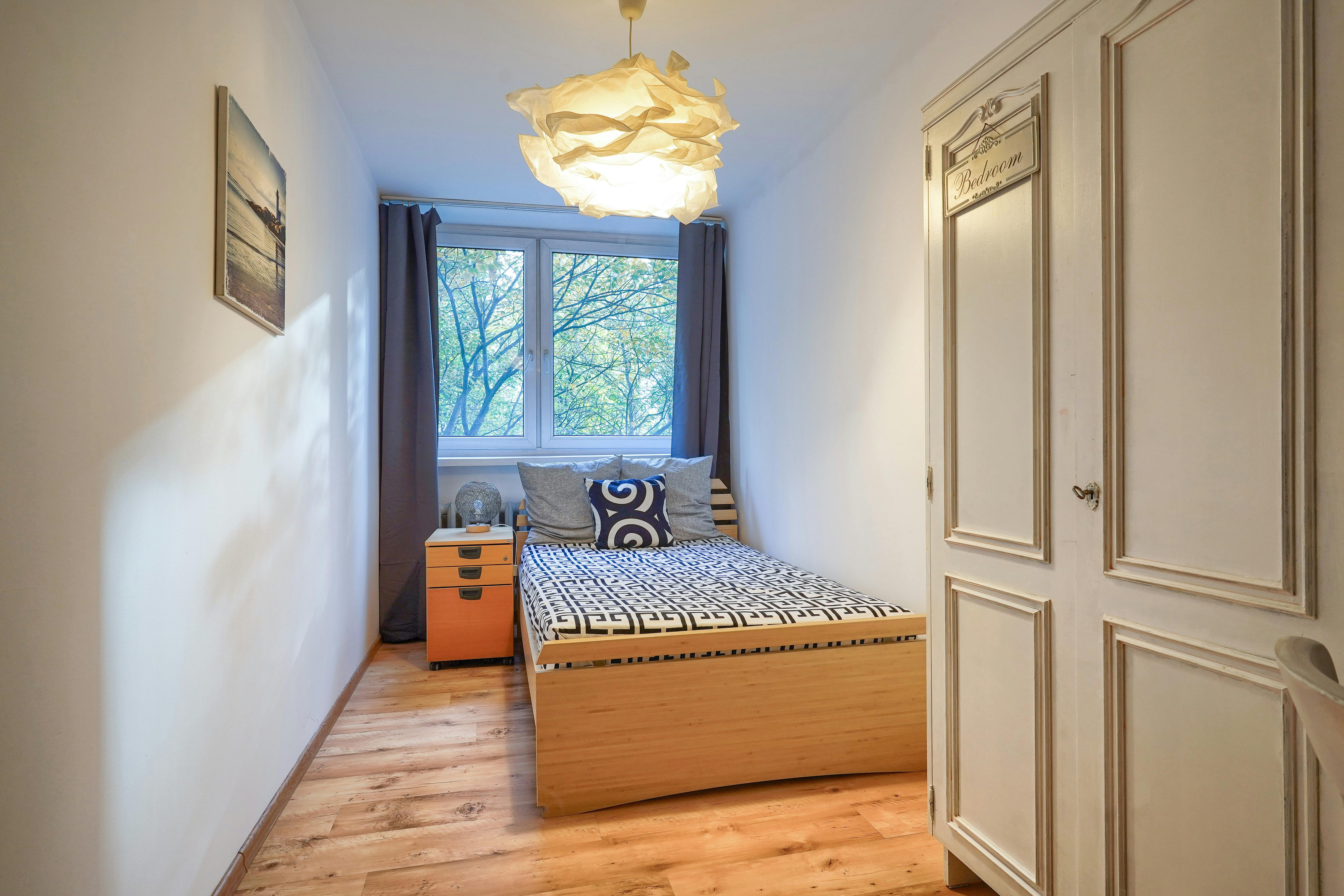 Grzybowska, Warsaw preview