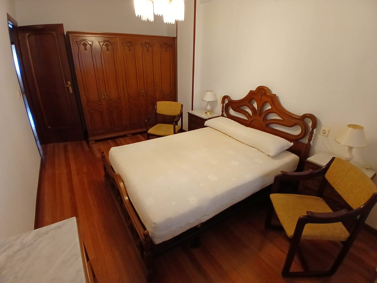 Private room for rent for €330 per month in Valladolid, Calle Domingo Martínez