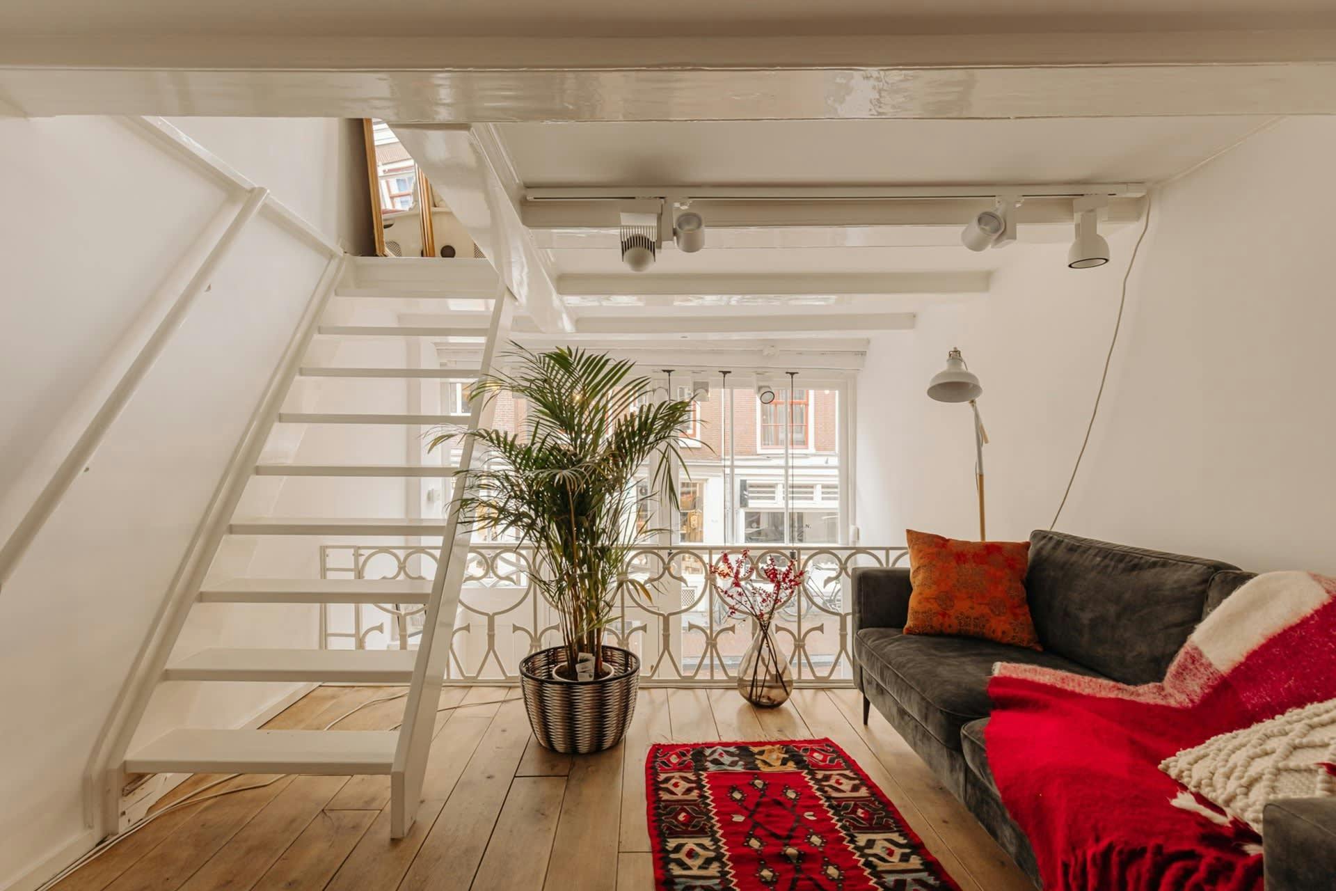 Apartment for rent for €6,000 per month in Amsterdam, Runstraat