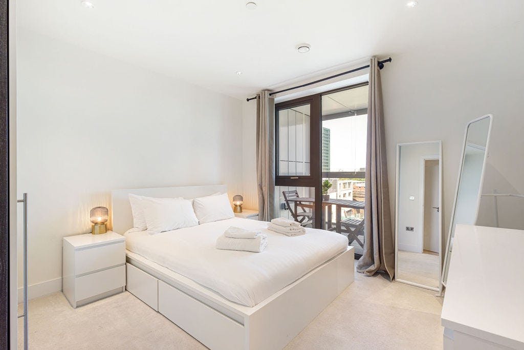 Appartement à louer pour 3 808 €/mois à London, Lockington Road