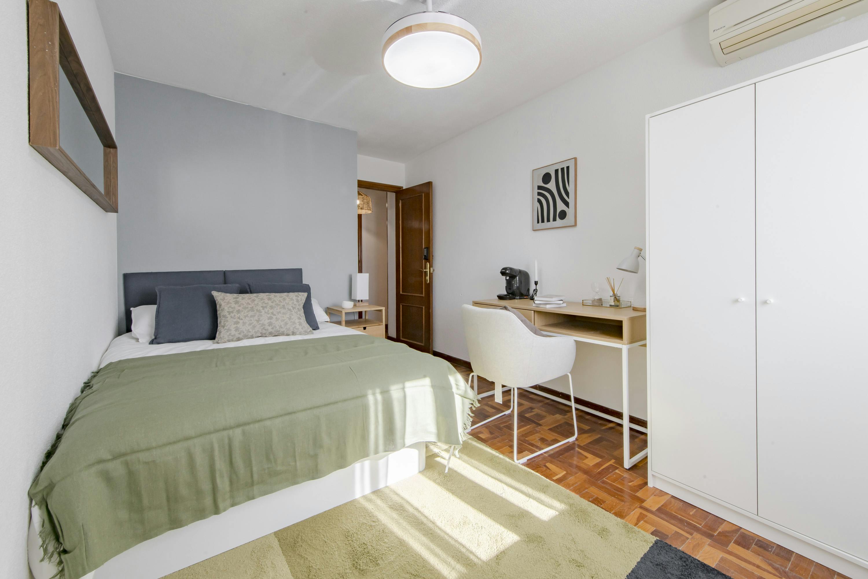 Calle de Fuendetodos, Madrid preview