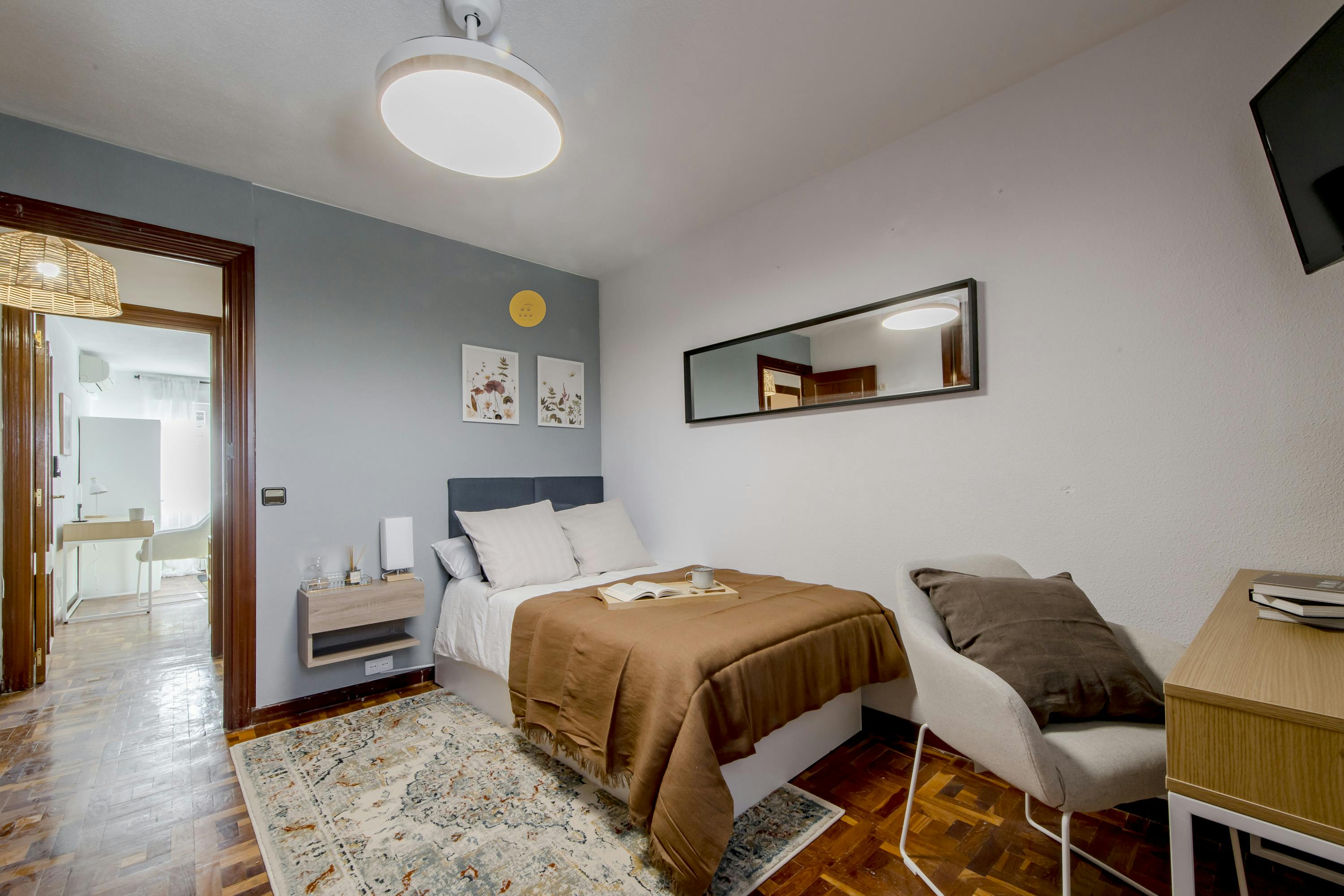 Calle de Fuendetodos, Madrid preview