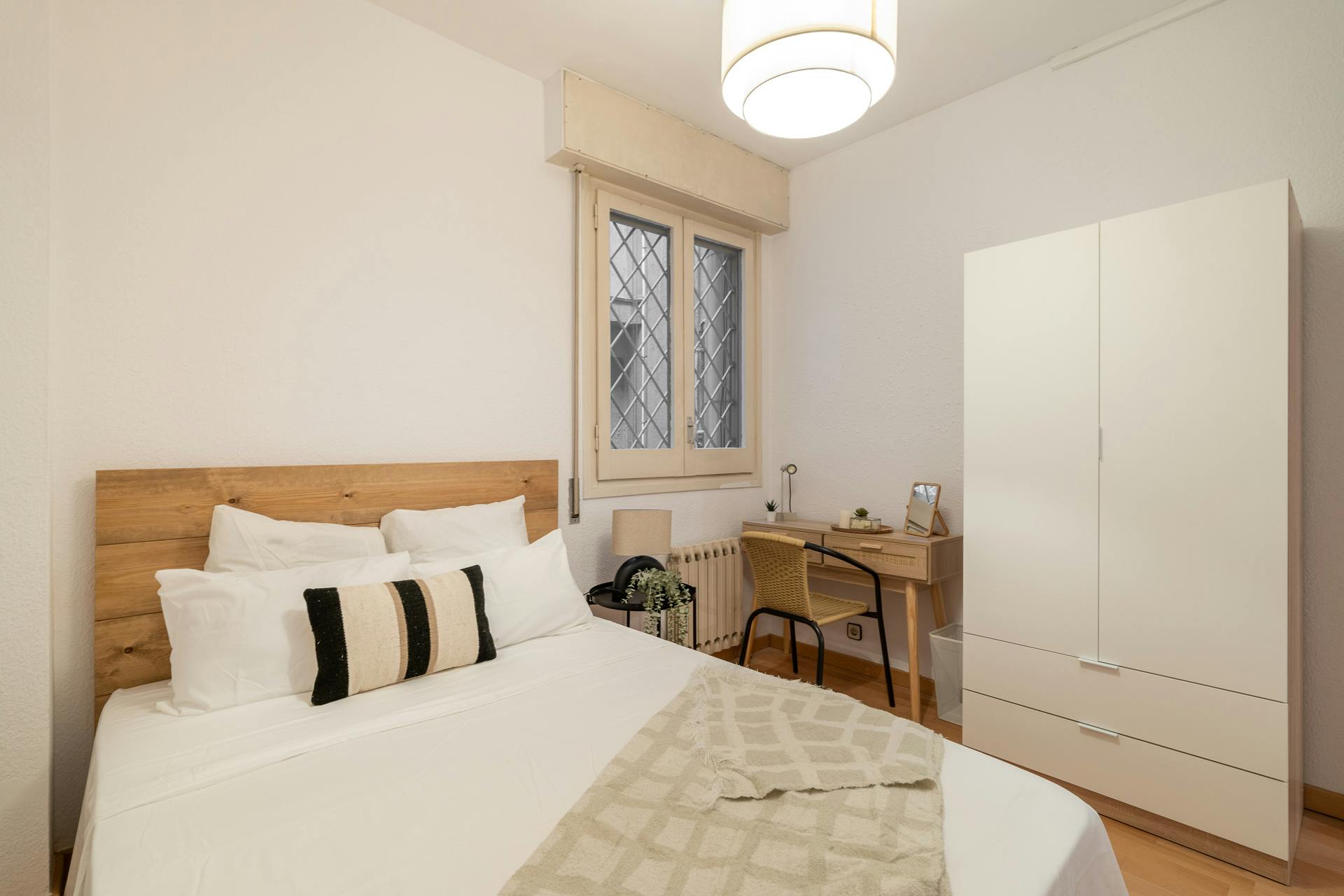 Carrer de Bailèn, Barcelona preview