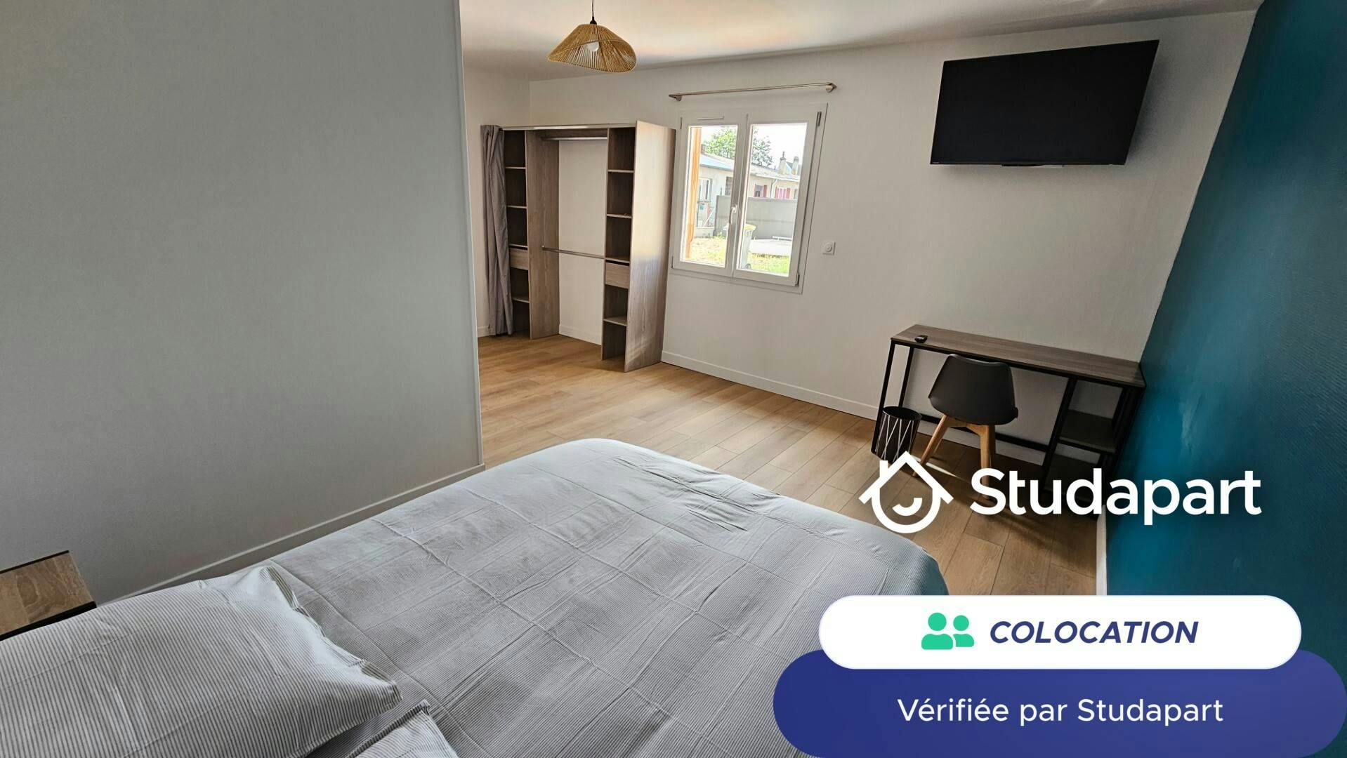 Private room for rent for €495 per month in Reims, Rue de Bezannes
