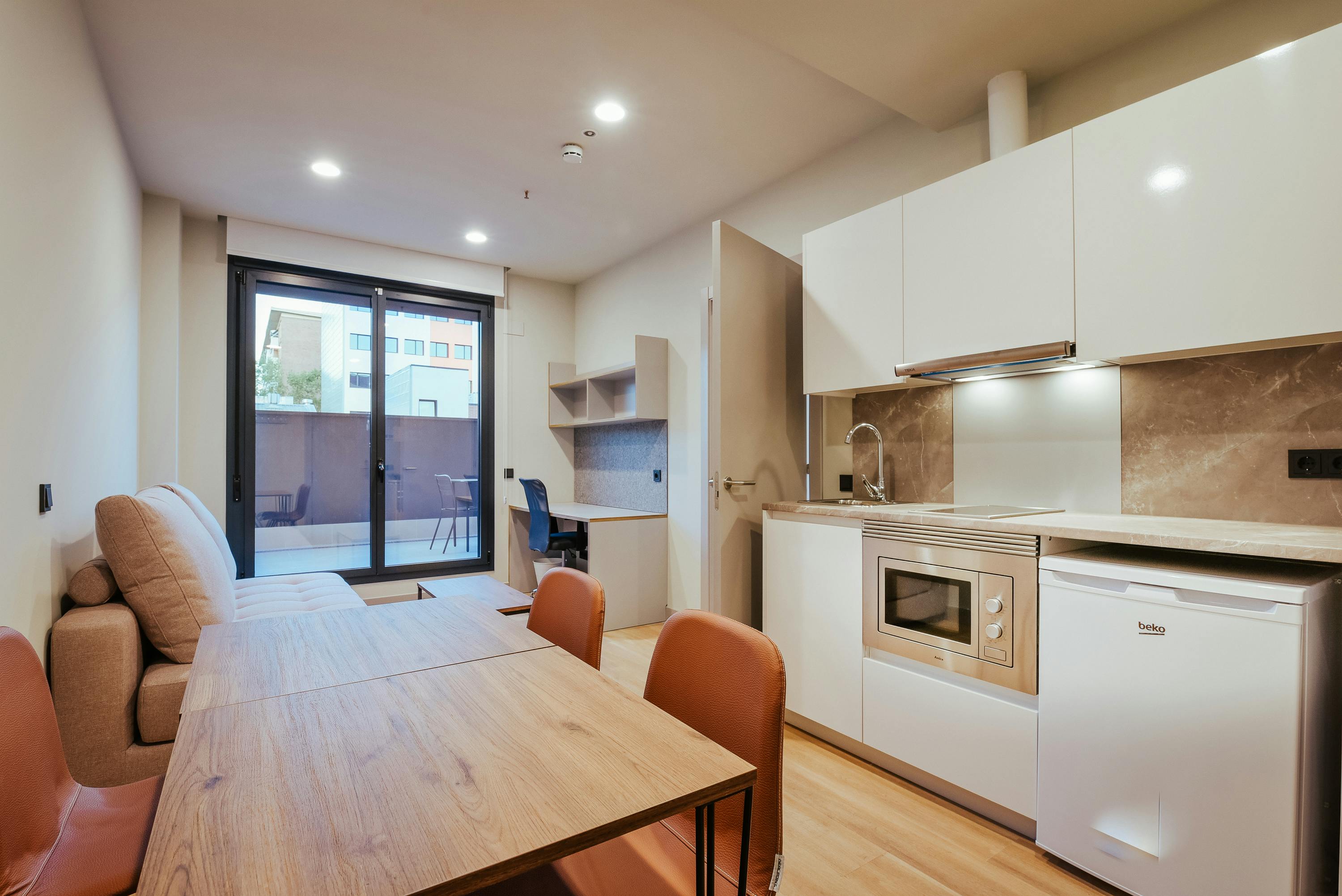 Apartment for rent for €1,550 per month in Barcelona, Carrer de Puigcerdà