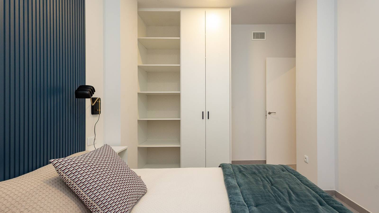 Apartment Valencia, 1 bed, 11m² — photo 9