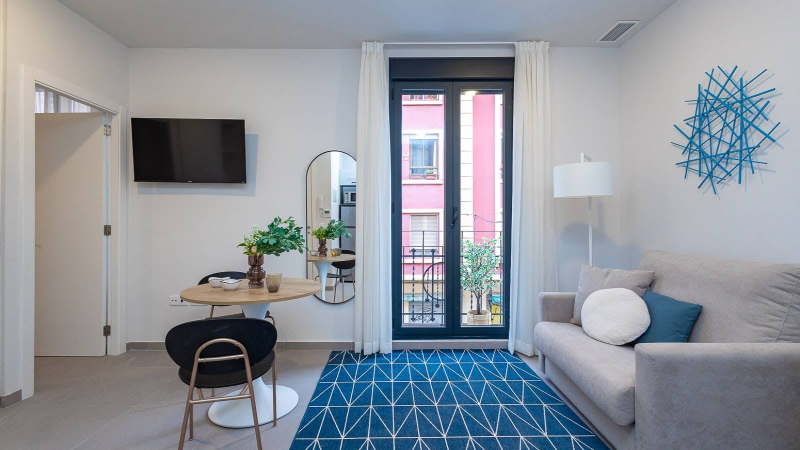 Apartment Valencia, 1 bed, 11m² — photo 9