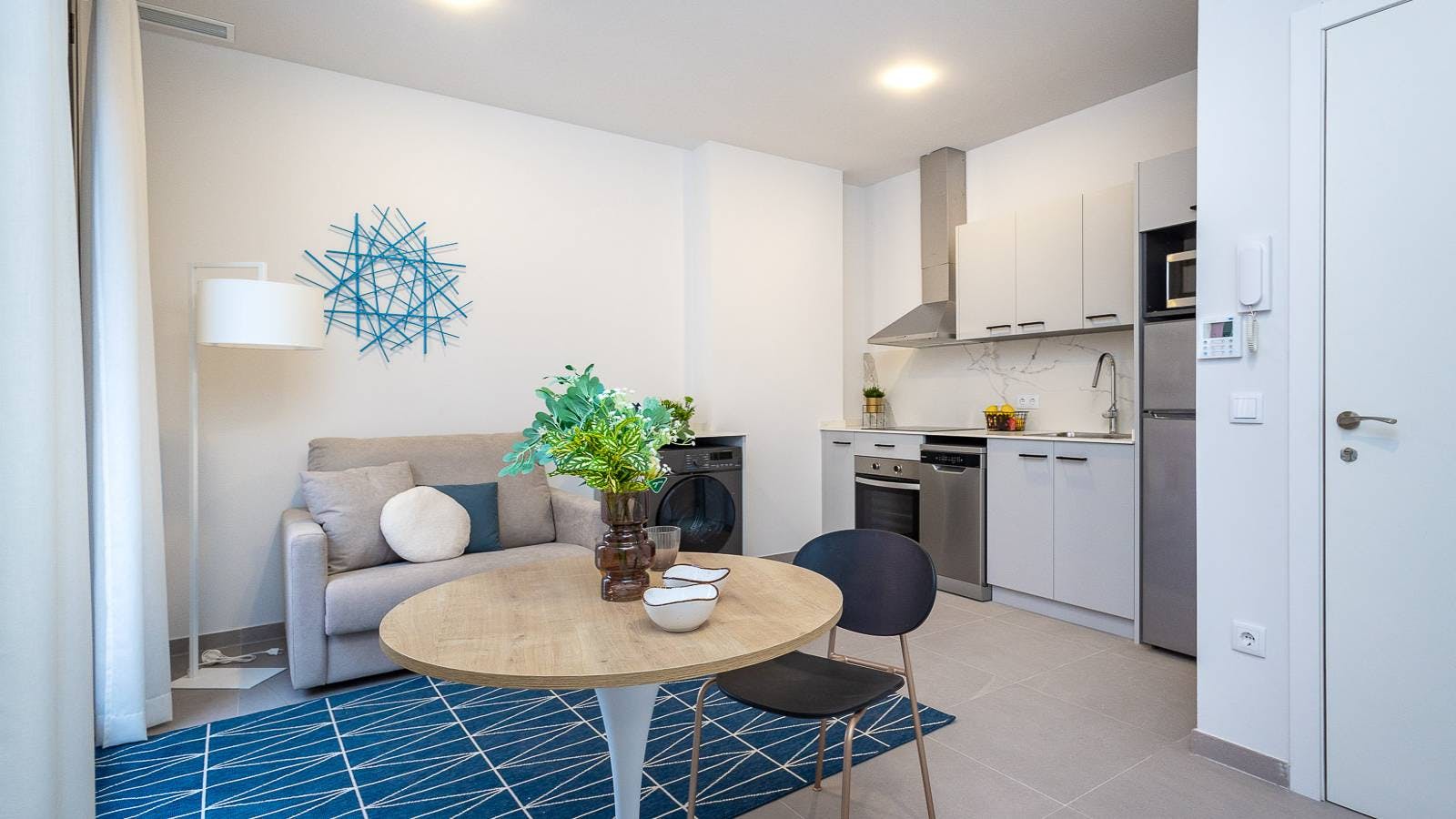 Apartment Valencia, 1 bed, 11m² — photo 7