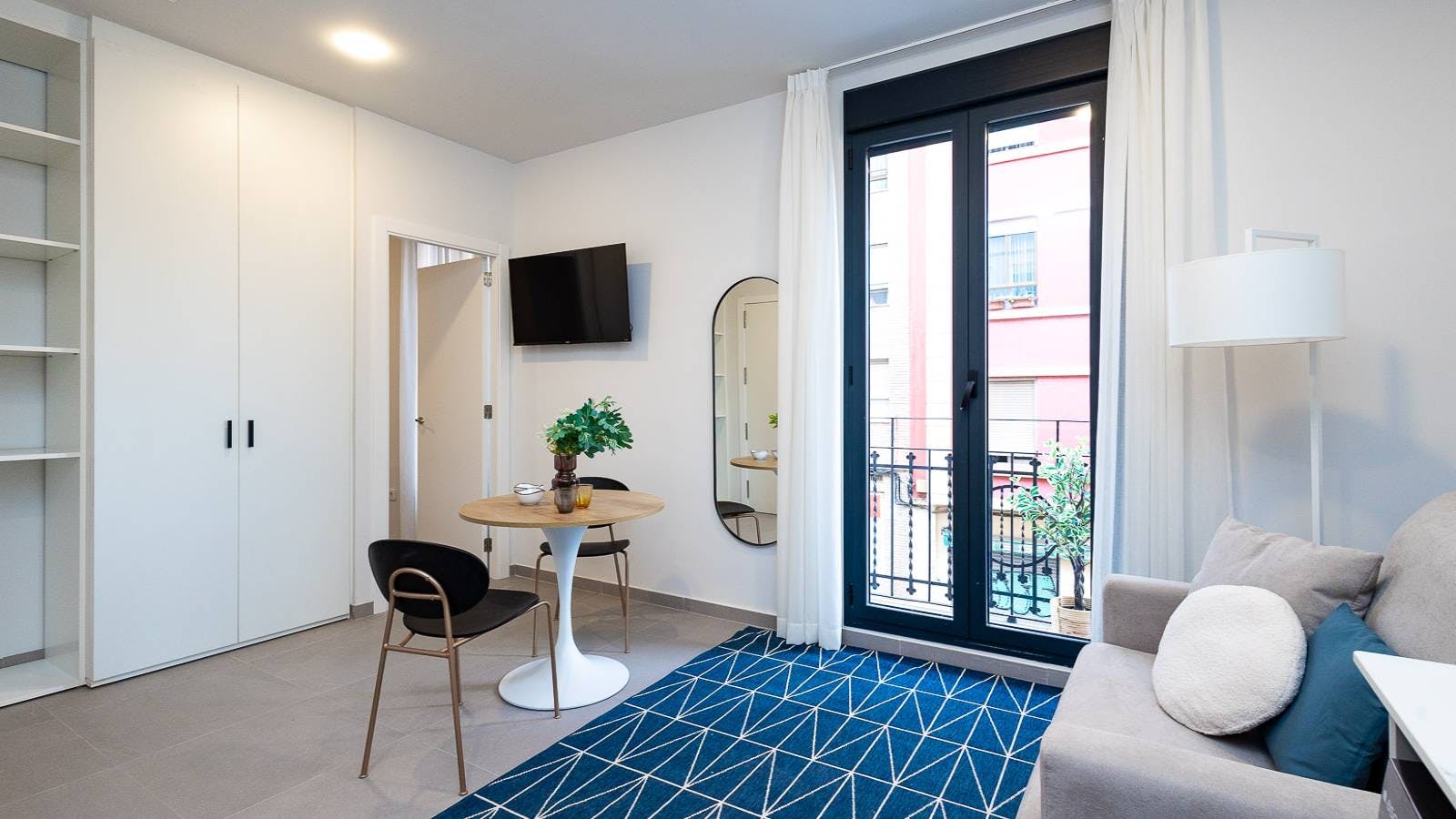Apartment Valencia, 1 bed, 11m² — photo 10