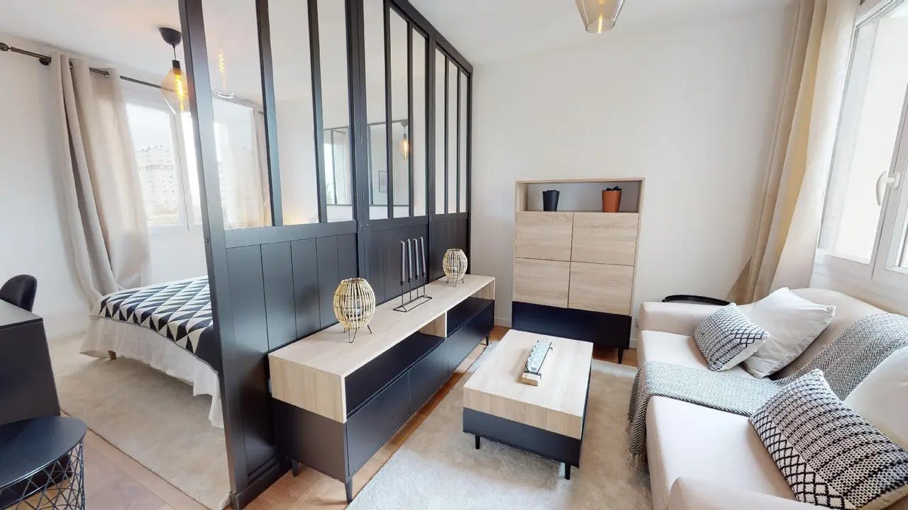 Private room in Rue Joachim du Bellay, Toulouse (1626444) room image 1