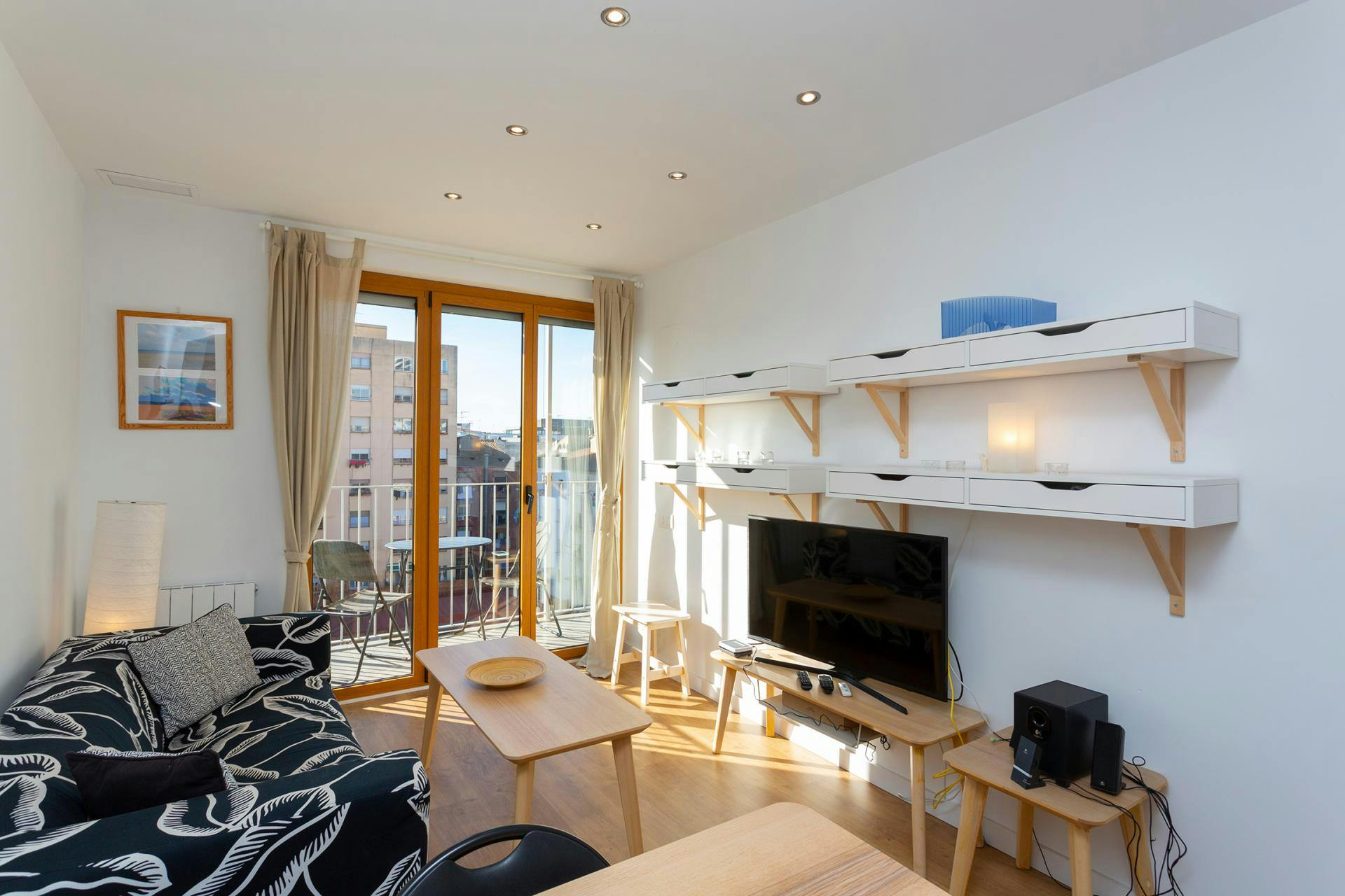 Apartment for rent for €1,688 per month in Barcelona, Carrer d'Espronceda