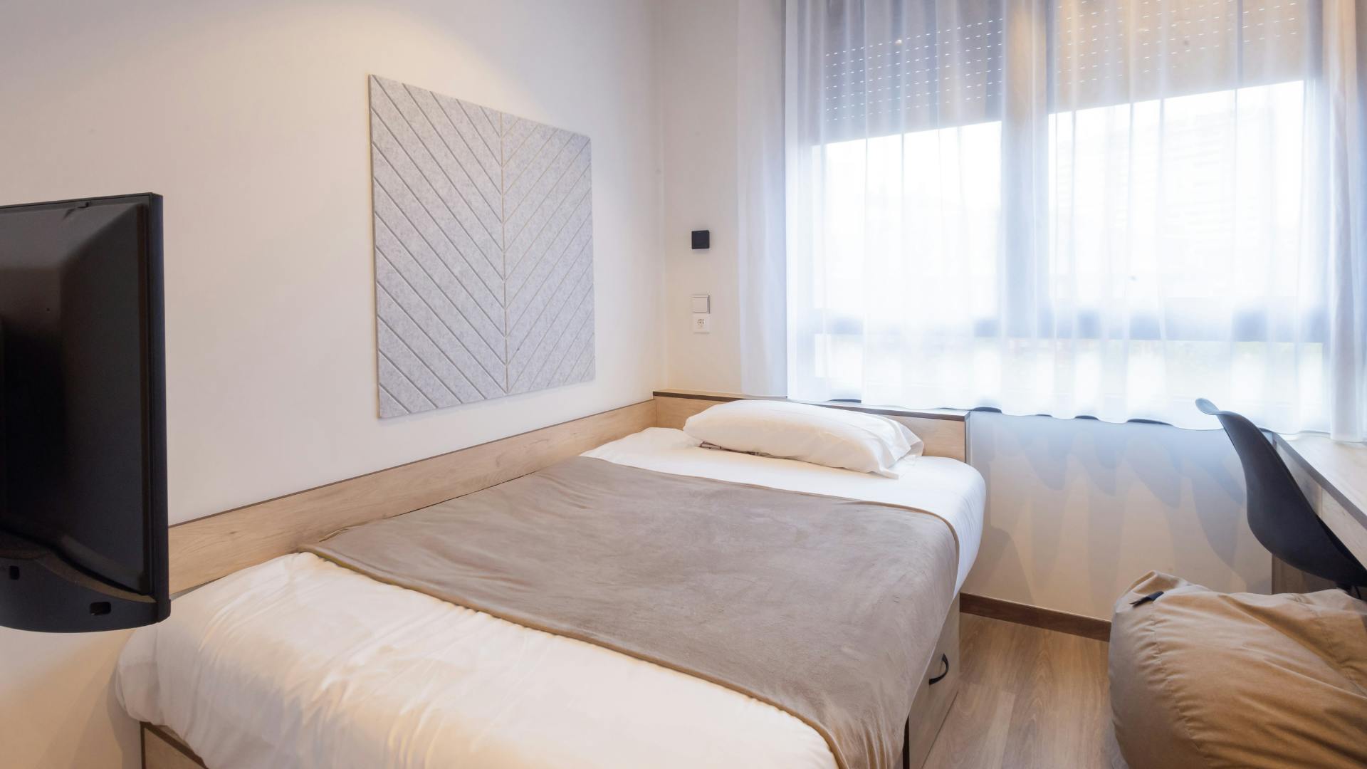 Studio for rent for €1,395 per month in Madrid, Calle de la Princesa