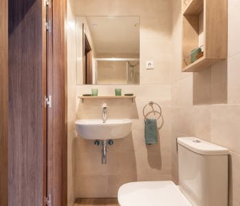 Double room Madrid, 1 bed, 19m² — photo 1