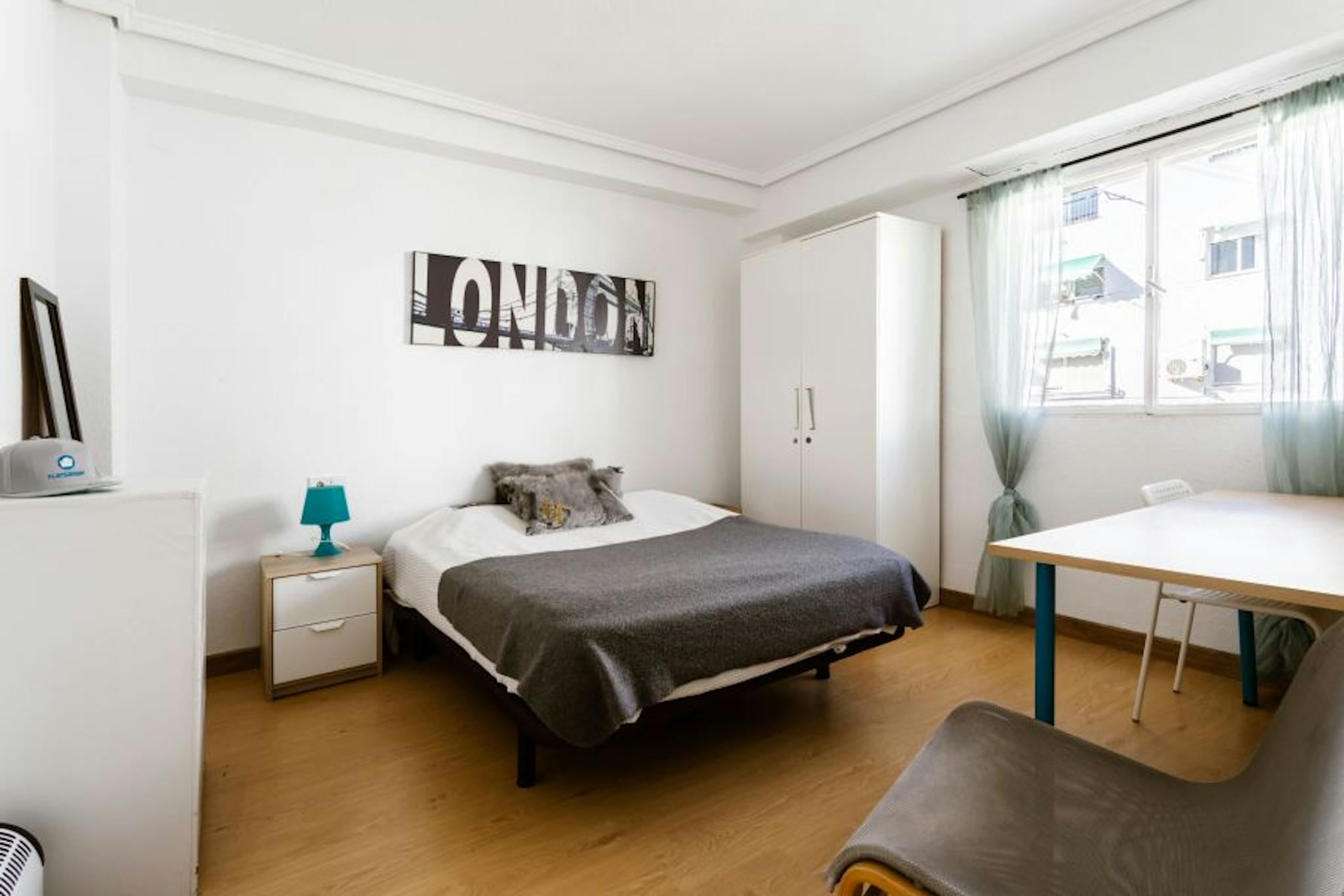 Carrer dels Sants Just i Pastor, Valencia preview