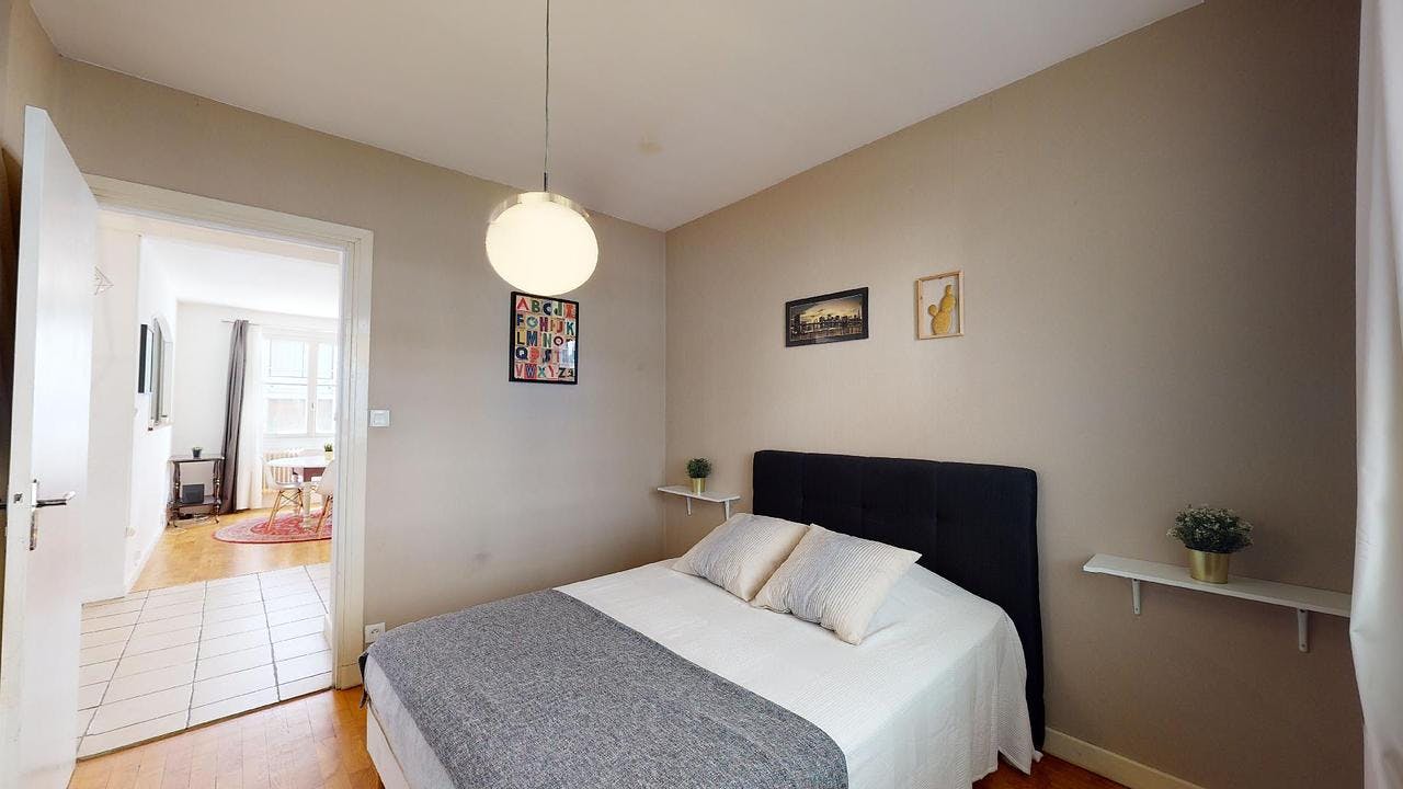 Apartment Lyon, 2 beds, 71m² — photo 3