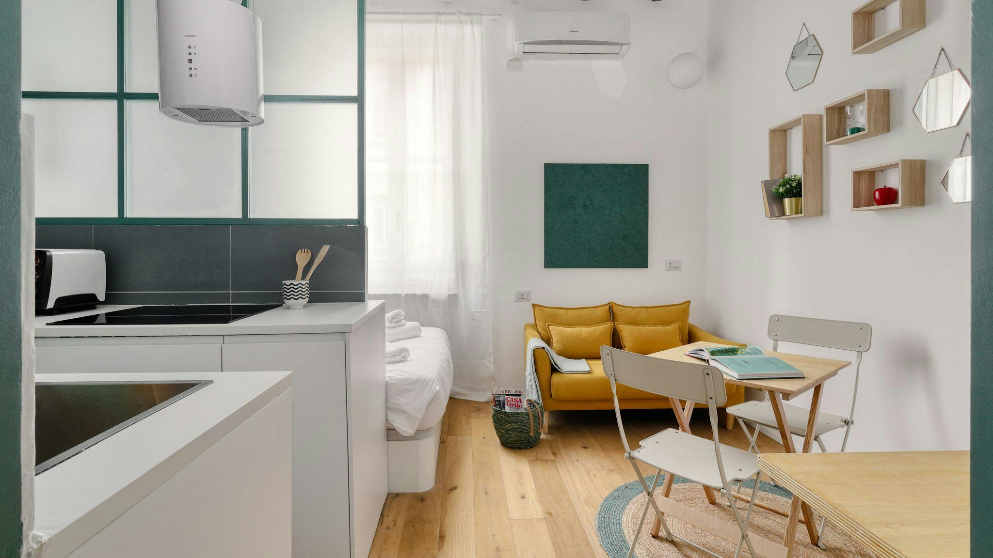 Studio for rent for €1 per month in Milan, Via Nicola Antonio Porpora