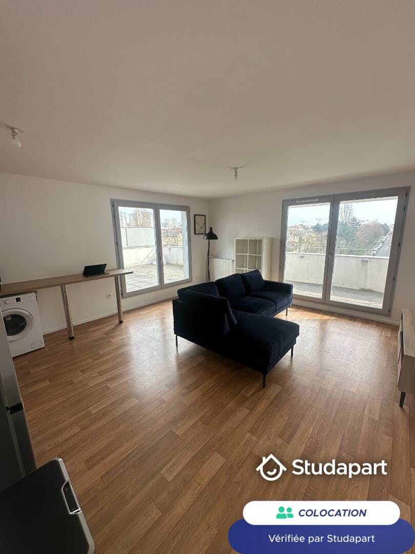Private room for rent for €590 per month in Champigny-sur-Marne, Rue Dulcie September