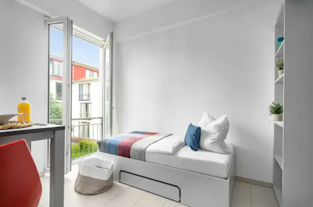 Private room for rent on Degenfeldstraße, Karlsruhe