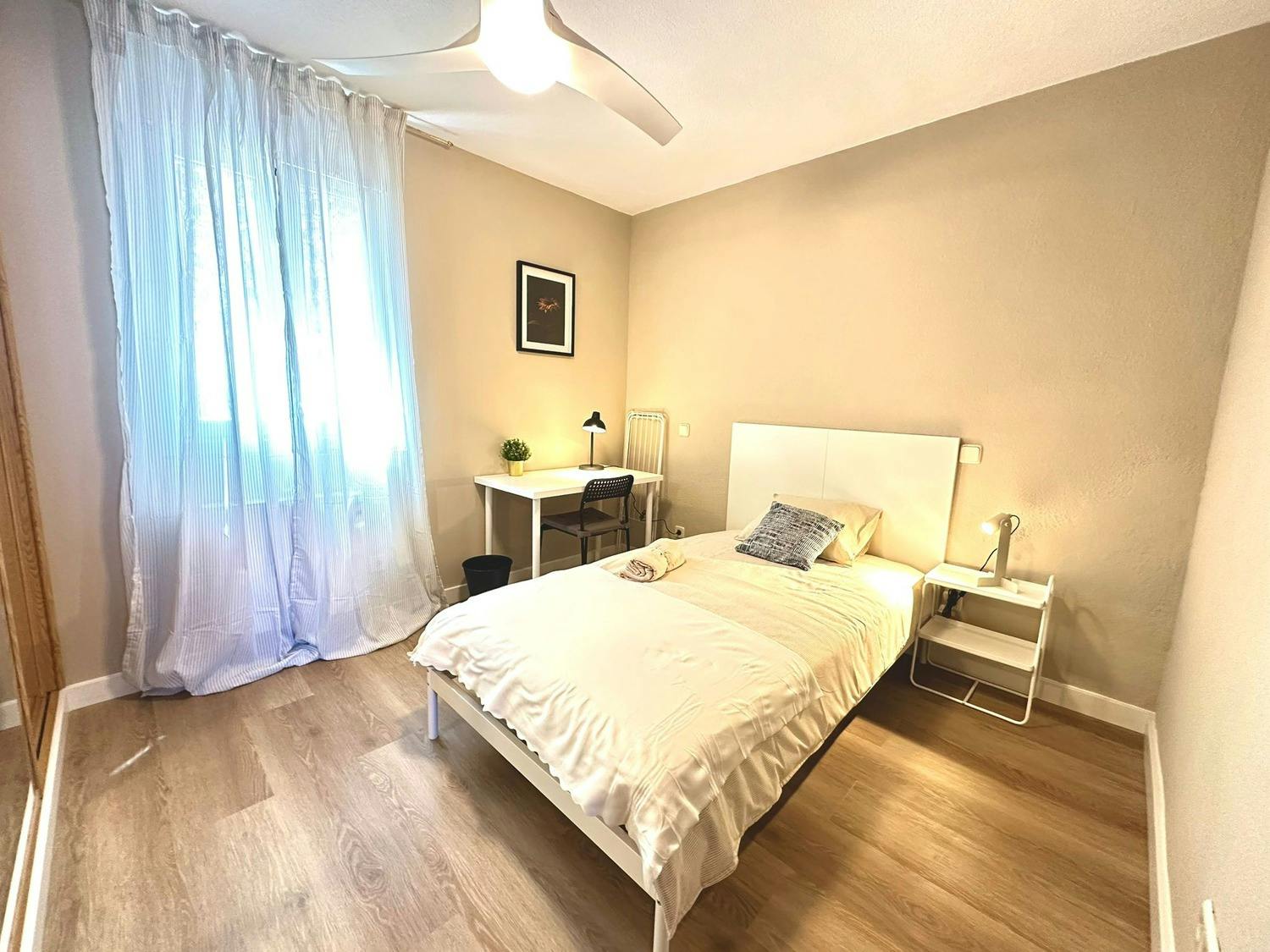 Avenida de Palomeras, Madrid Madrid