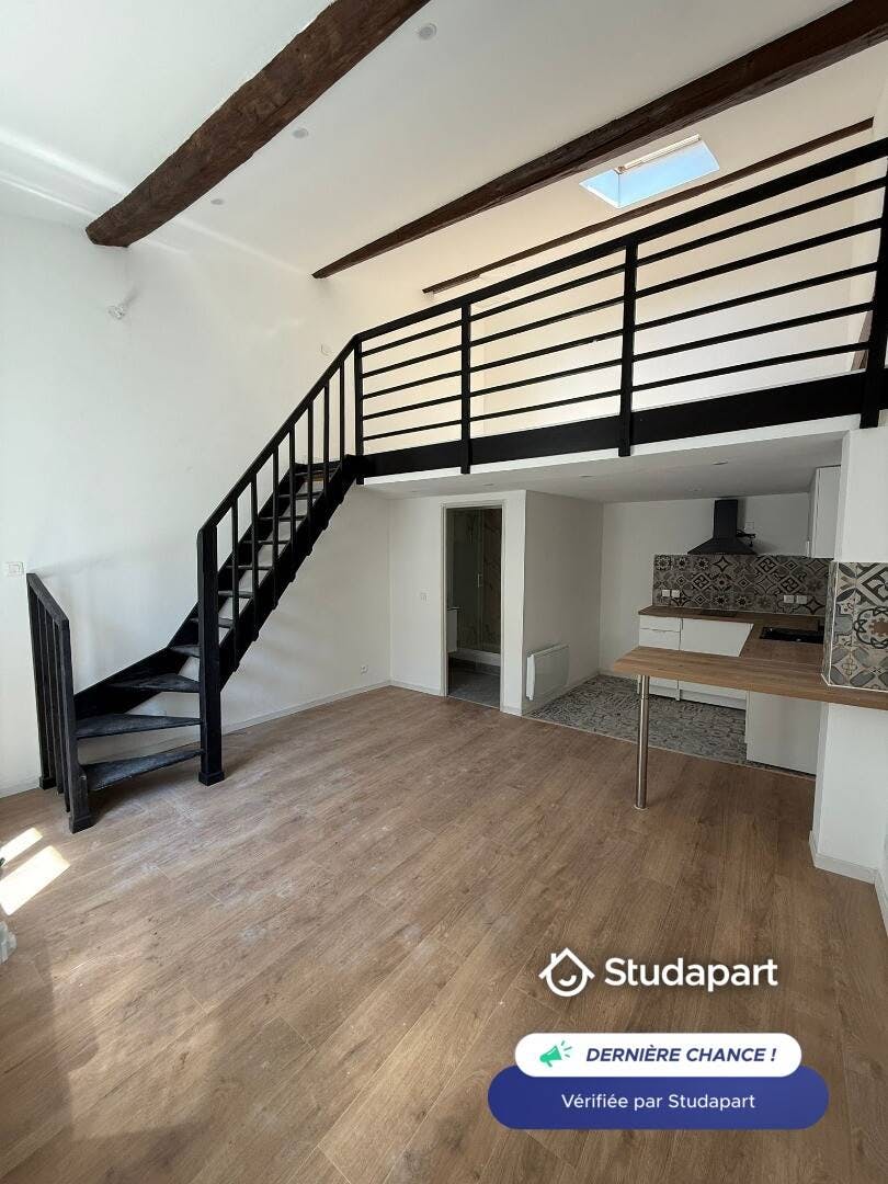 Appartement à louer pour 710 €/mois à Nîmes, Rue Catinat