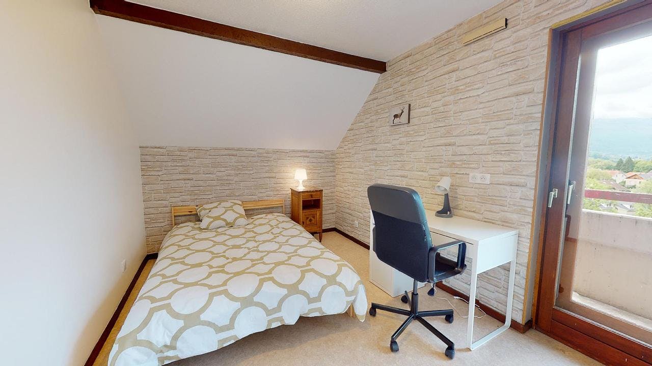 Quarto privado para alugar por € 472 por mês em Chambéry, Chemin des Vieux Capucins