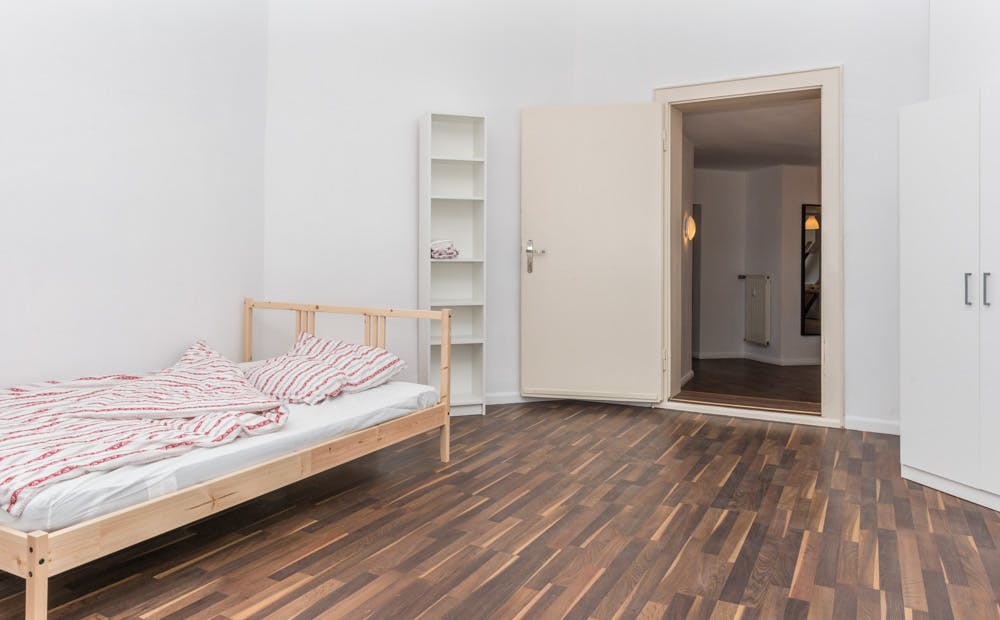 Regerplatz, Munich preview