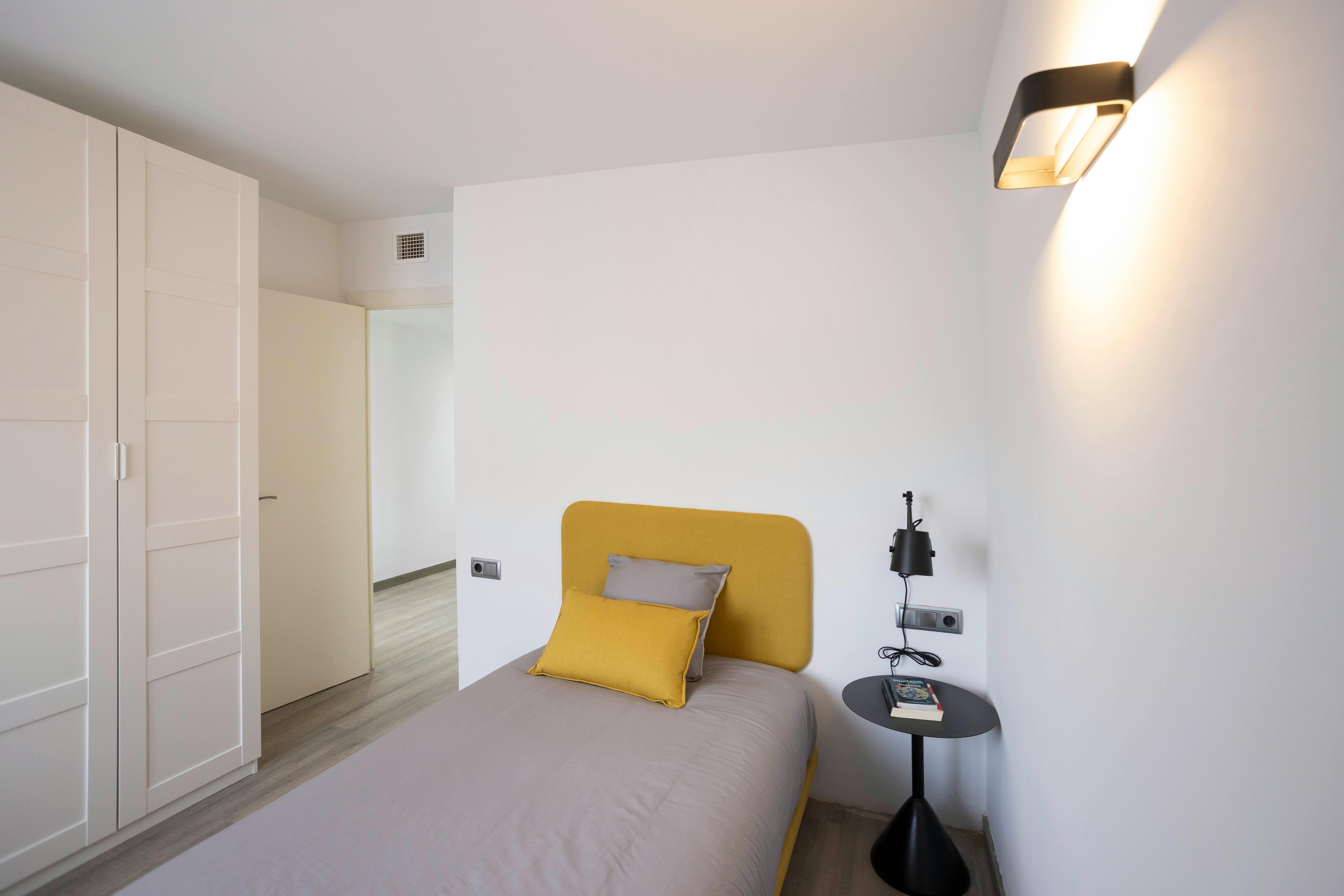 Single room Sant Cugat Del Vallès, 1 bed, 10.5m² — photo 4