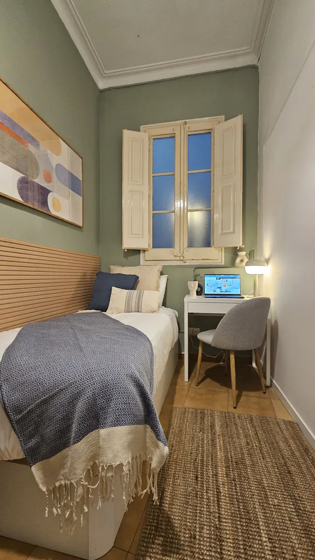 Private room in Carrer del Comte d'Urgell, Barcelona (1627222) room image 1