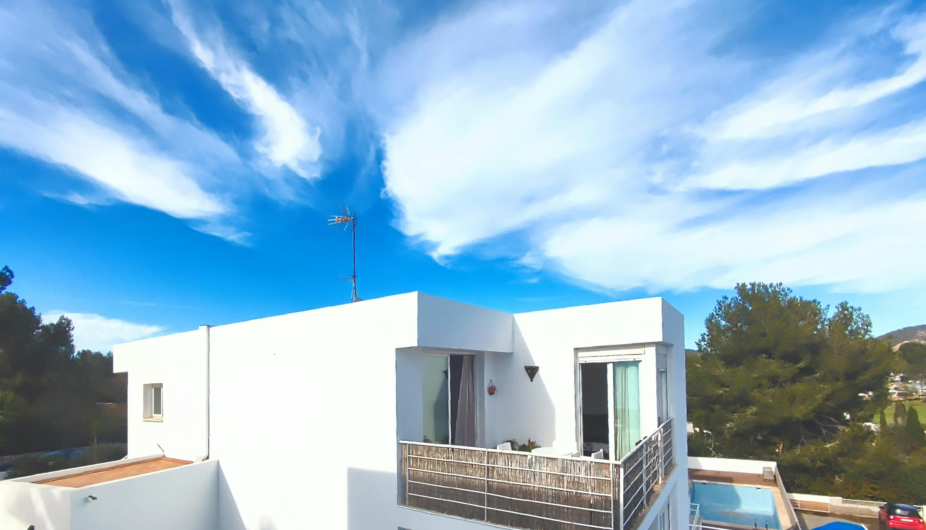 Apartment for rent for €3,600 per month in Santa Eulària des Riu, Carrer de Segovia