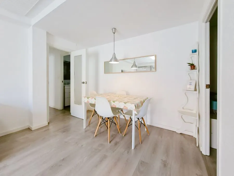 4-Bedroom Apartment in Carrer de Manuela Estellés, Valencia (1627361) ROOM 1