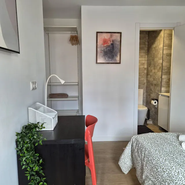 Private room in Carrer Major de Natzaret, Valencia (1627374) room image 1