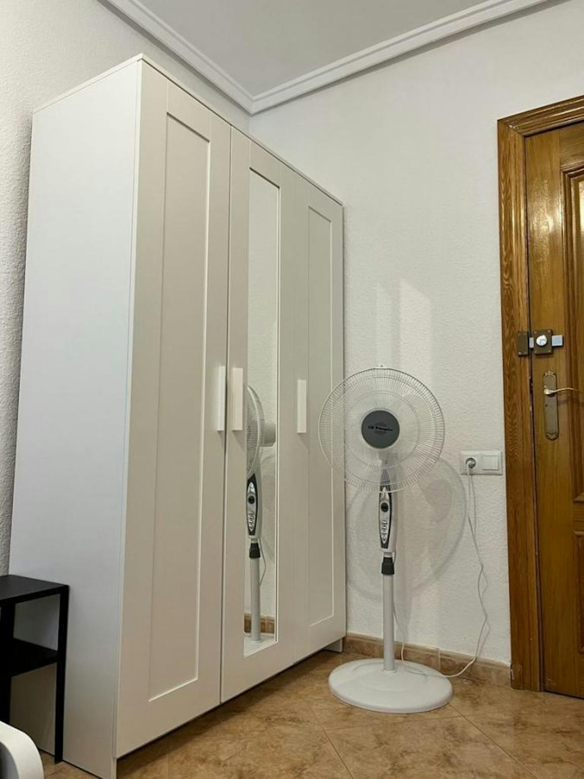 Plaça Nova de l'Església, Valencia preview