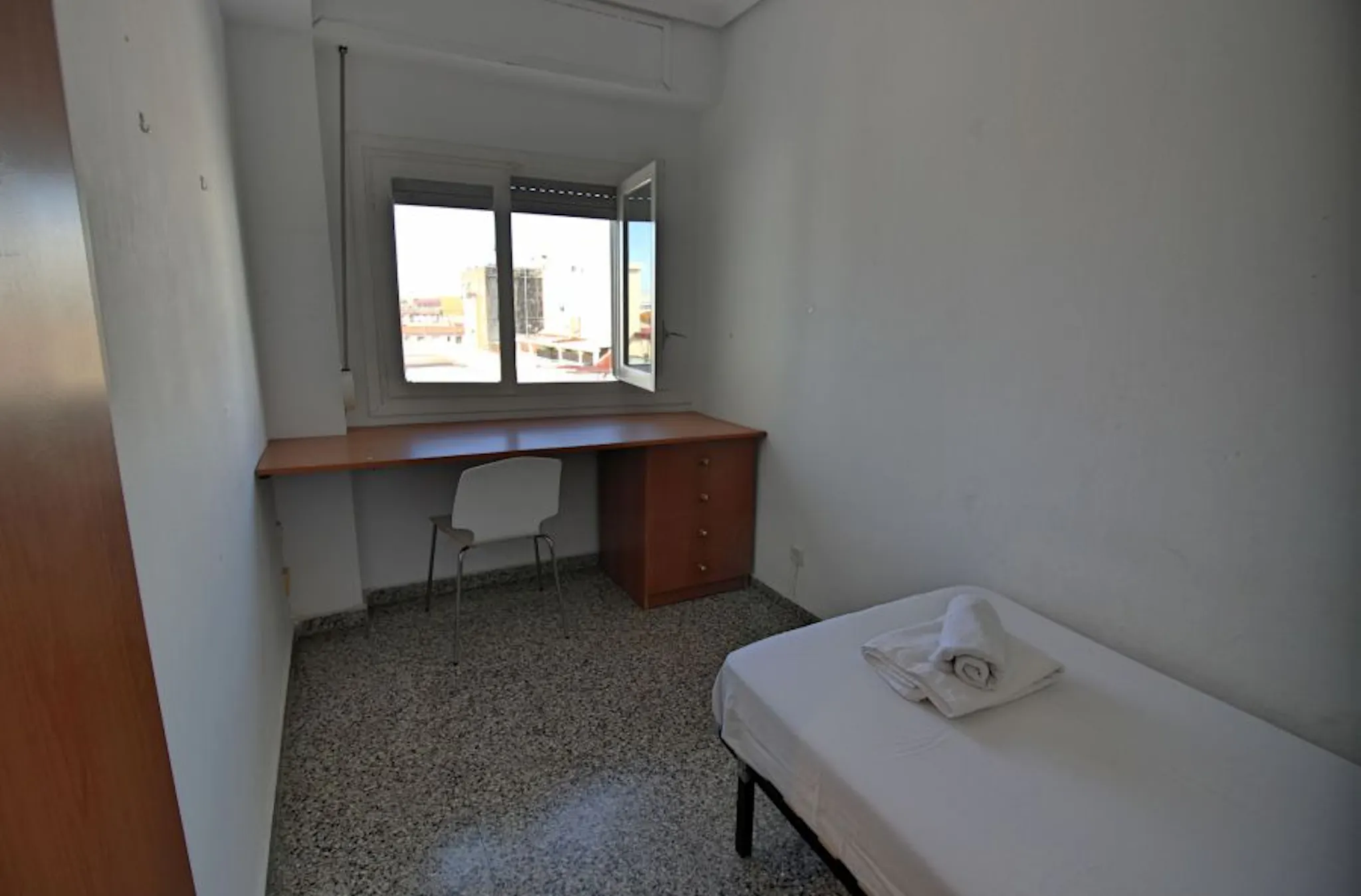 Carrer del Doctor Vicente Pallarés, Valencia preview