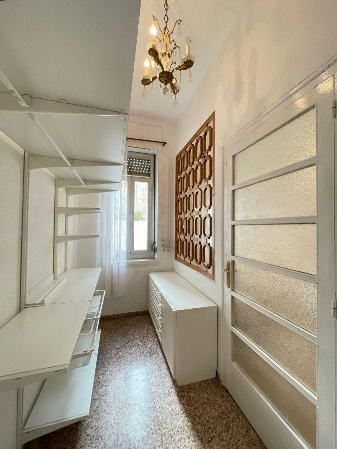 Carrer de Matias Perelló, Valencia preview