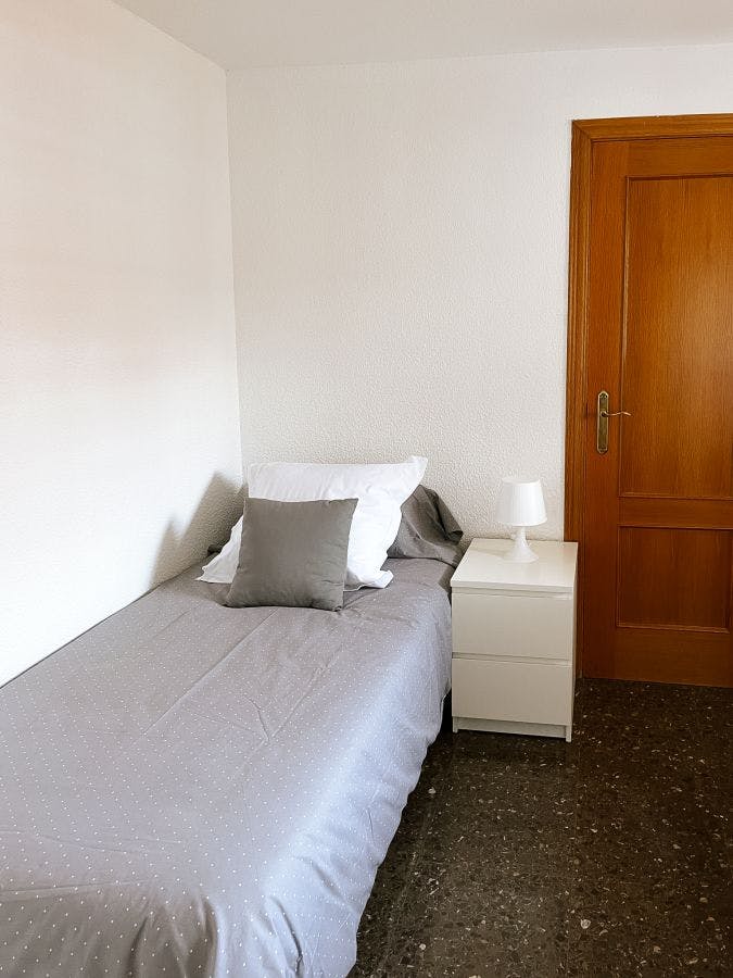 Carrer del Bisbe Jaume Pérez, Valencia preview