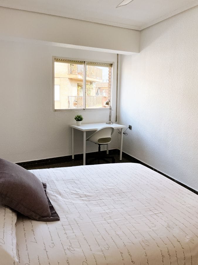 Carrer del Bisbe Jaume Pérez, Valencia preview