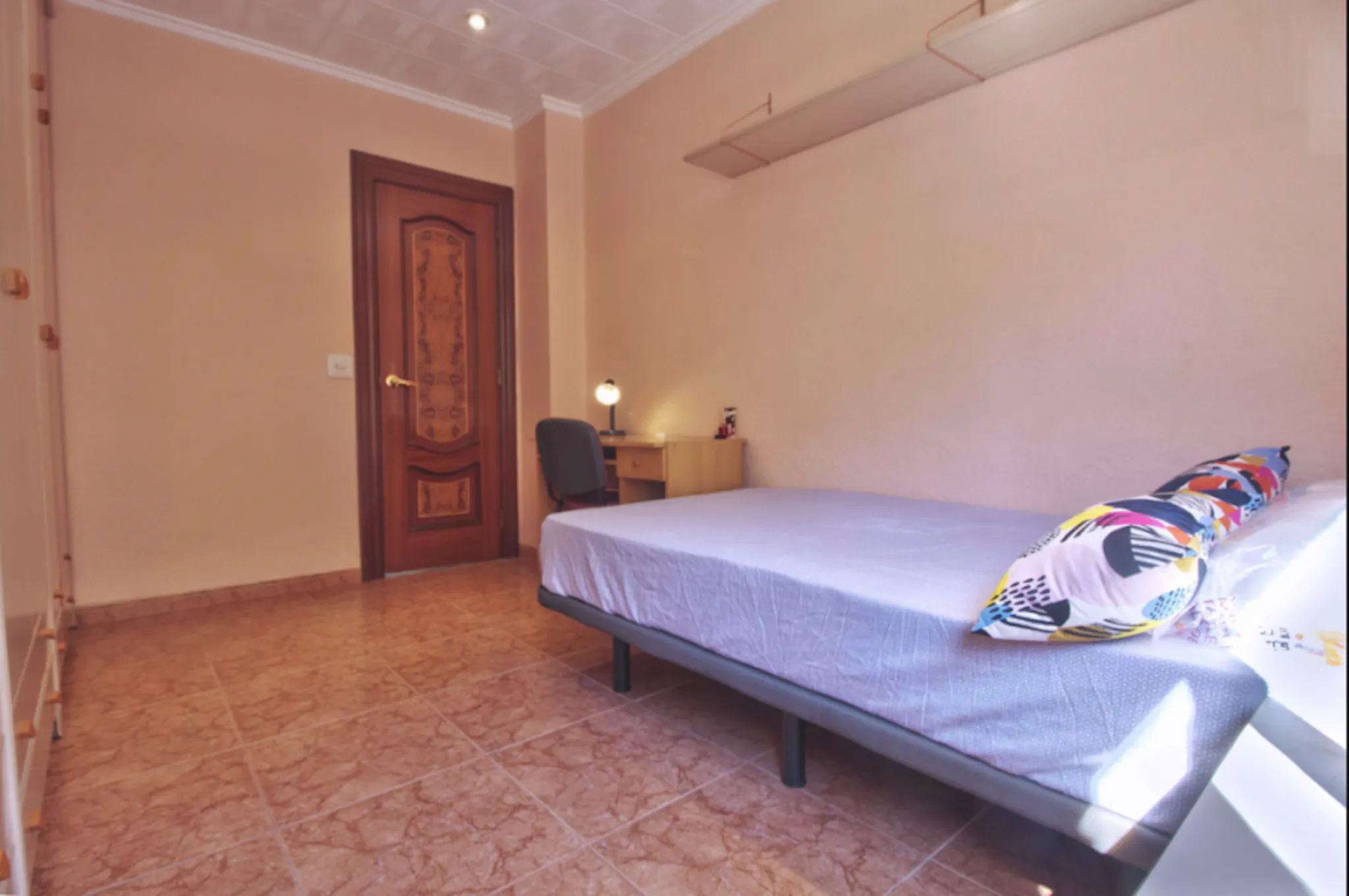 Carrer Pintor José Mongrell, Valencia preview