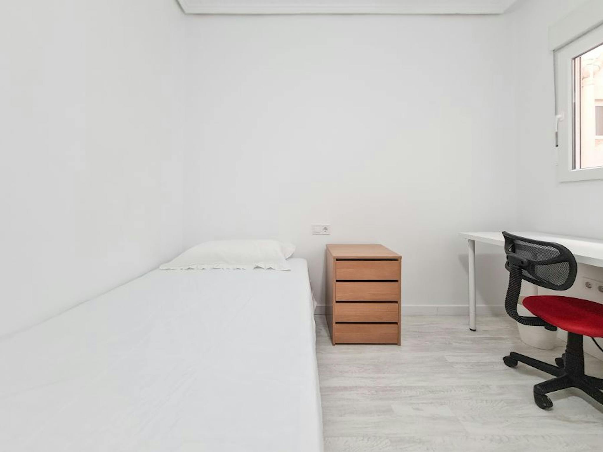 Carrer de Ramiro de Maeztu, Valencia preview