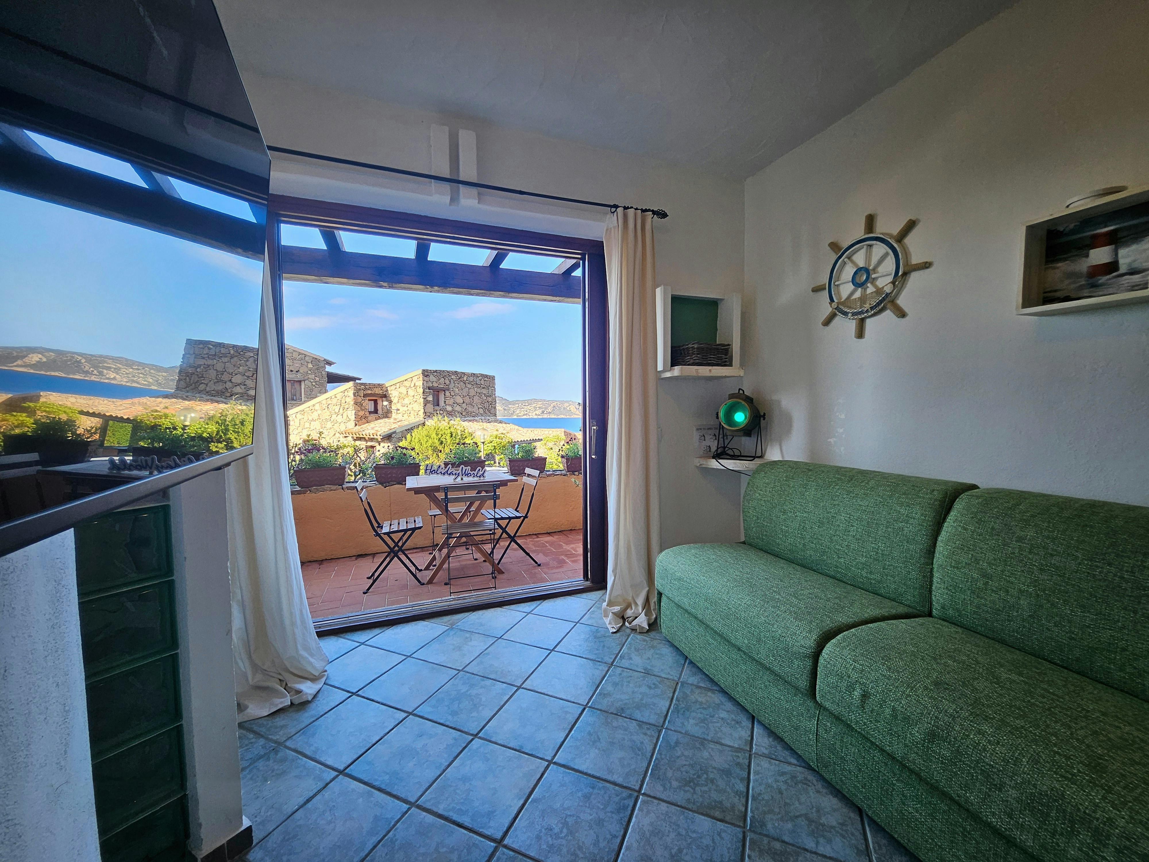 Квартира за оренду для 5 577 EUR на місяць у Capo Coda Cavallo, Villaggio Est