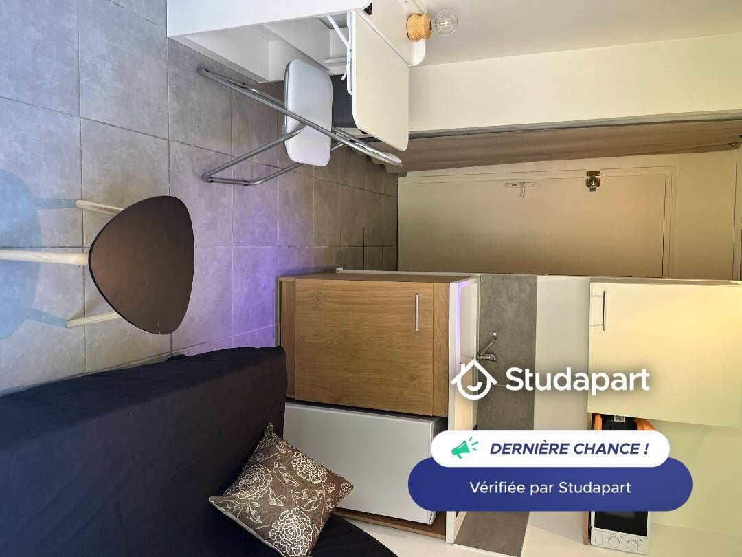 Apartment for rent for €590 per month in Marseille, Résidence Michelet de Lattre