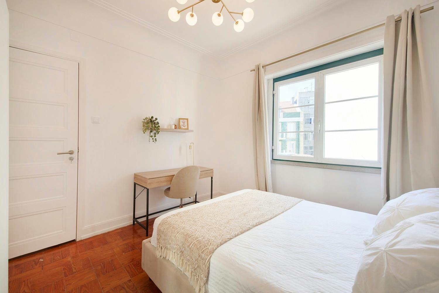 Rua da Palmeira, Lisbon preview