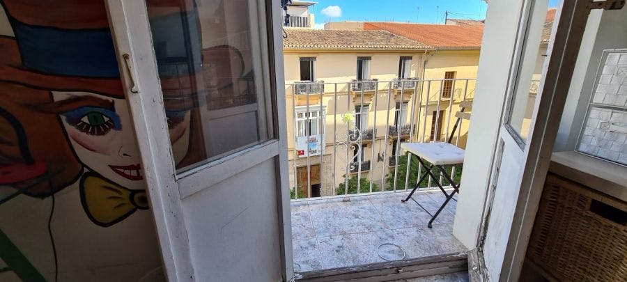 Plaça de Cisneros, Valencia preview