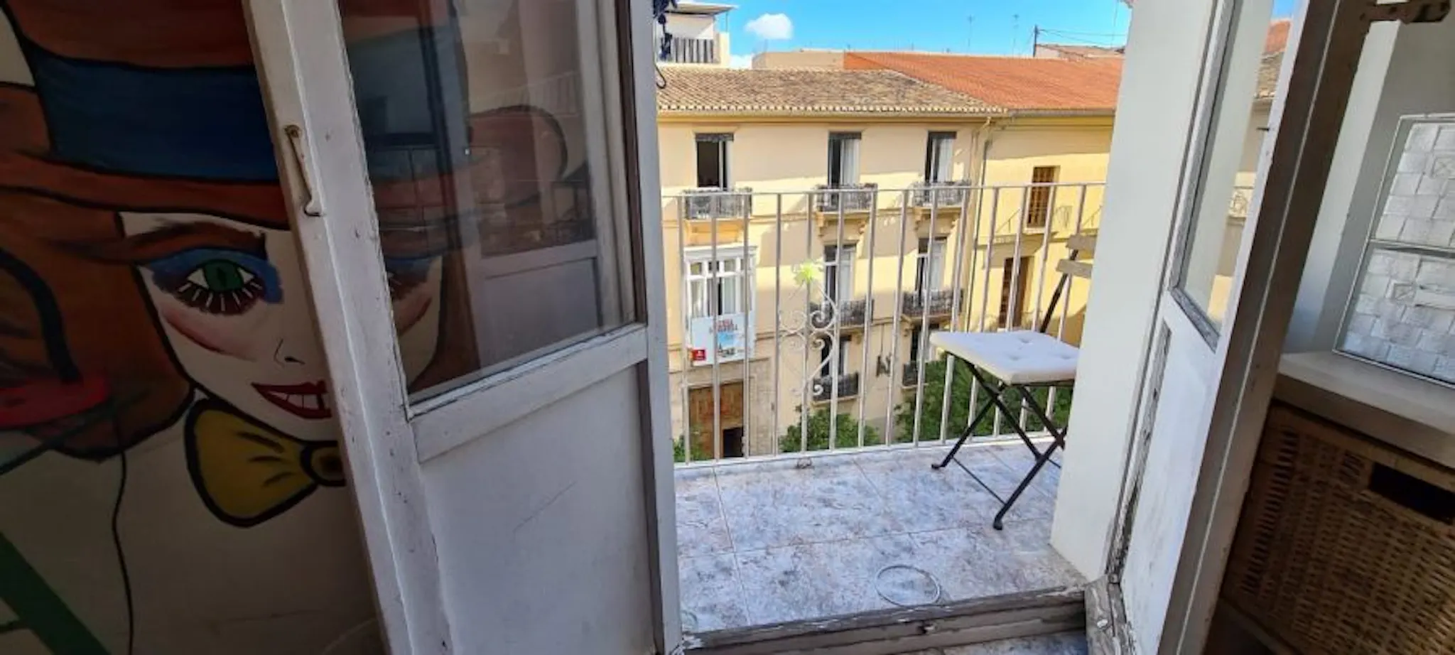 Plaça de Cisneros, Valencia preview