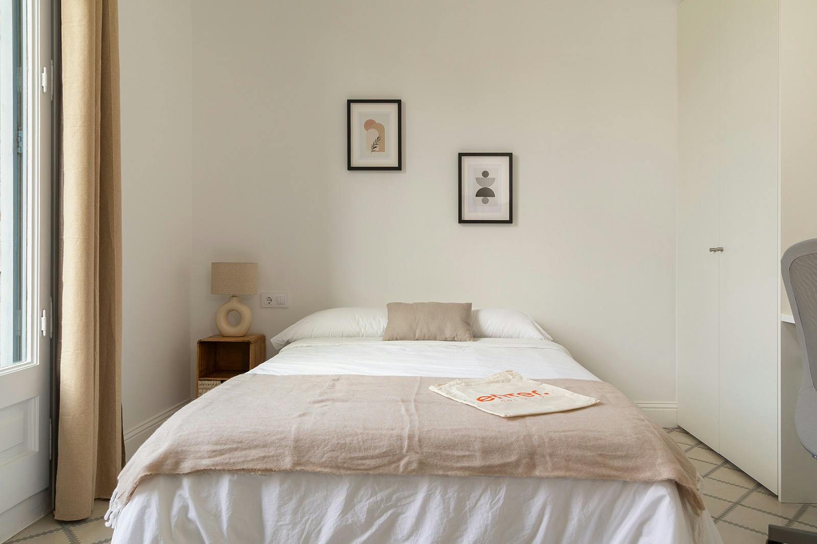 preview gallery tile