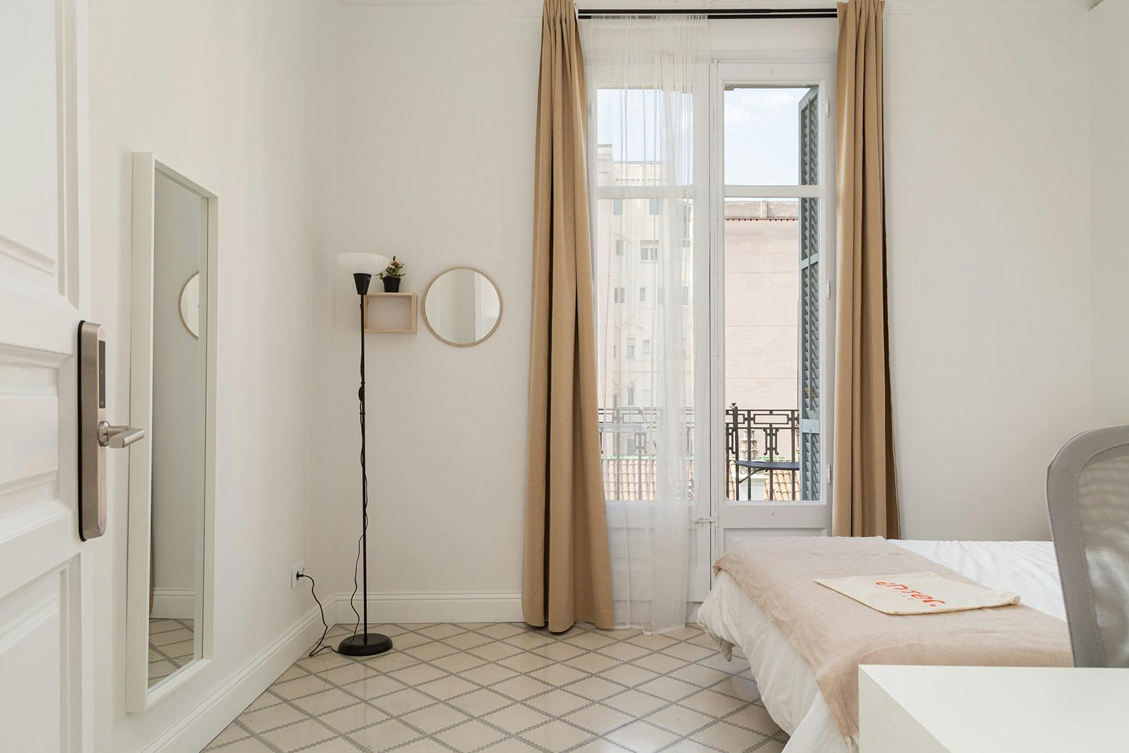 preview gallery tile